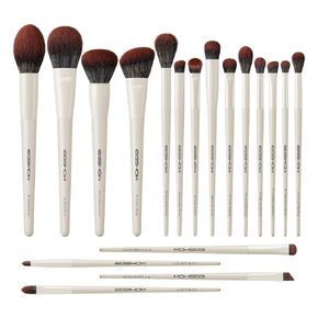 Professional Makeup Brush Set, Eigshow Makeup Brushes Perfect for Foundation Face Powder Blending Blush Bronzer Eyeliner Eye Shadow Brows with Case, Best Gift for Women, Travel Kit(PRO 18pcs Coffee)