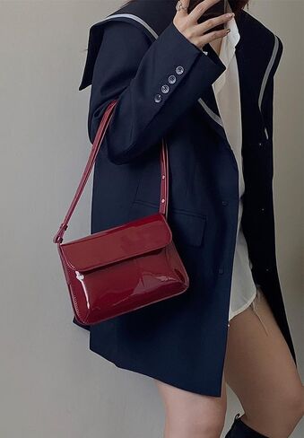 المرأة تحت الإبط حقائب كتف فو حقيبة الجراب الجلدية حقيبة مخلب العصرية المحافظ حقيبة يد خمر مساء حقيبة الكتف حقائب اليد in Kuwait