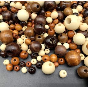 300pcs 16mm Christmas Wood Beads Round Wooden Spacer Beads Red Green White Colorful Wooden Bead Polished Spacer Bead for Christmas Winter Jewelry Making DIY Craft Ornament Supplies