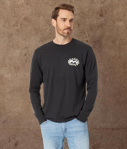 تي شيرت Billabong الرجالي الكلاسيكي ذو الأكمام الطويلة والشعار الجرافيكي in Kuwait