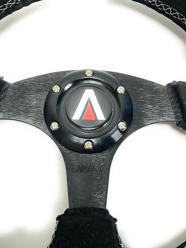 عجلة قيادة عربة الجولف العالمية تاناكا مقاس 12.5 بوصة/320 مم 6 مسامير من جلد الغزال/الفينيل والألومنيوم مع زر قرن أسود in Kuwait