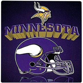 غطاء صوف من NFL Minnesota Vikings Gridiron، أرجواني، 50 بوصة × 60 بوصة in Kuwait