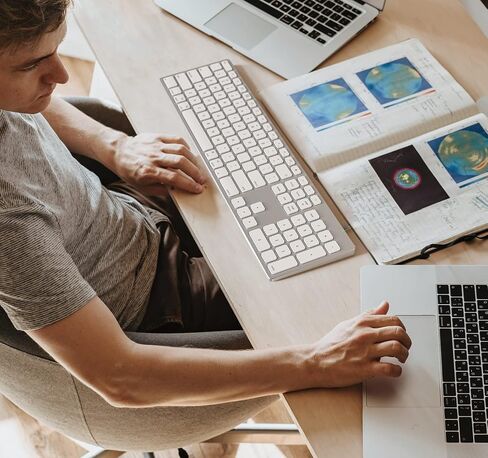 All-Aluminum Wired Mac Keyboard with USB-A/USB-C 2-in-1 Plug-and-Play Cable, Full-Size Numeric Keypad, Metal Unibody Design, Stick-On Risers, Compatible with Apple iMac, Mac mini and MacBook in Saudi Arabia