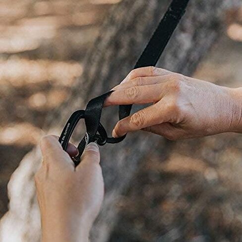 أرجوحة التخييم من Wise Owl Outfitters - أرجوحة خفيفة الوزن ومحمولة مع أشرطة للشجرة - أرجوحة خارجية للشاطئ والمشي لمسافات طويلة وحقائب الظهر والسفر in Kuwait