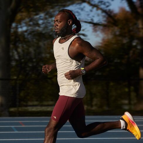 حزمة ساعة Garmin Forerunner 965 (Whitestone/Powder Gray) للجري والترياتلون GPS الذكية - شاشة AMOLED ساطعة، خفيفة الوزن، بطارية تدوم 31 ساعة - تتضمن سماعات أذن PlayBetter اللاسلكية للجري in Kuwait