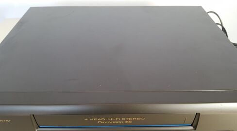 باناسونيك VCR VHS نقل مع جهاز تحكم عن بعد، محول USB، محول HDMI (متجدد) (متجدد) in Saudi Arabia