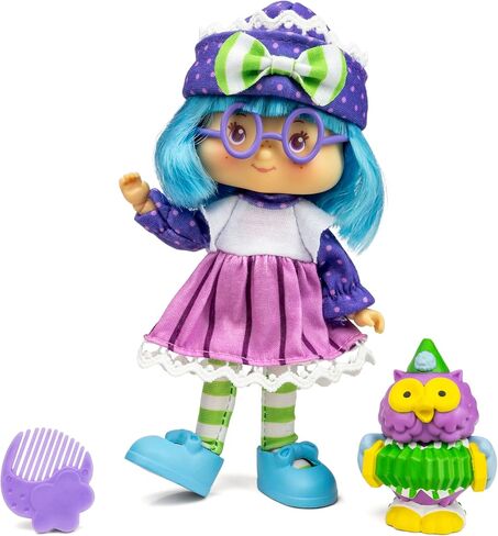 Strawberry Shortcake 5.5-inch Orange Blossom Poseable Scented Fashion Doll with 4 Surprise Reveal Accessories in Kuwait