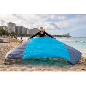 Sand Free Beach Blanket, Large Beach Mat, Water Resistant Mat Quick Drying, Lightweight & Durable with 4 Stakes & 4 Corner Pockets, Compact for Travel, Camping, and Hiking