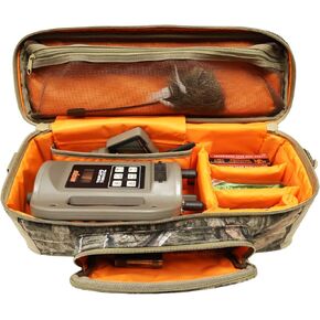 MOJO Outdoors Triple Threat E-Caller Predator Call Decoy, 3-Part Complete Calling System for Successful Predator Hunting, Includes Remote, Critter Decoy and Comes Loaded with 80 Proven Sounds