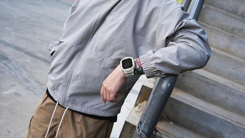 SKINARMA MECHA 2-IN-1 WATCH ULTRA STRAP + CASE compatible with Apple Watch 49 MM in Saudi Arabia