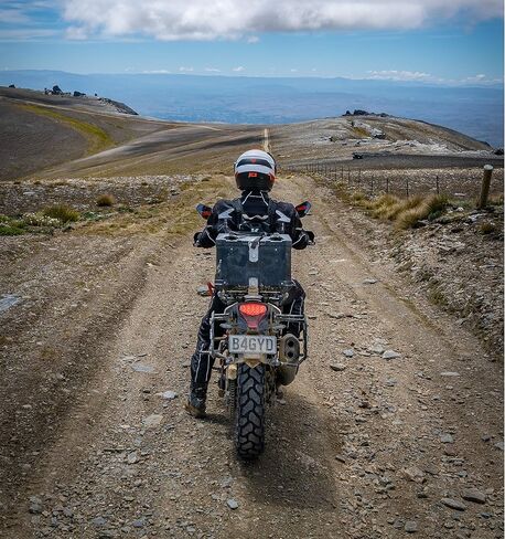 إطار رياضي مزدوج للدراجة النارية Mitas Enduro Trail+ E-07+ Dakar 170/60B17 72T in Kuwait