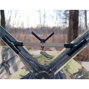 HME High-Quality Durable Stable Hub-Style Hunting Ground Blind Easy Aim Gun Holder - Easily Attached, Angled V-Bracket Swivels 360