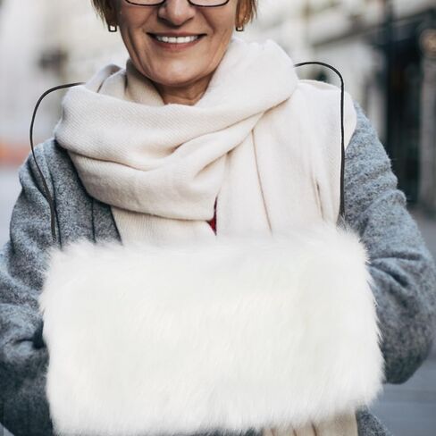 BESPORTBLE فو الفراء يفشل اليد النساء الشتاء أكثر دفئا الحقيبة غامض فروي أفخم الأسلحة دفئا يفشل اليد فروي دافئ مع حزام اليد دفئا إفشل للأنشطة الشتوية في الهواء الطلق in Kuwait