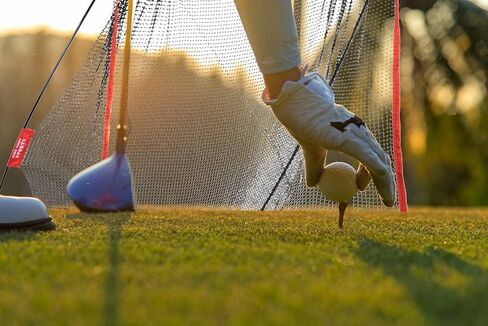 شبكة تدريب الجولف المحمولة من جيم بوينت لممارسة القيادة في الأماكن المغلقة أو الهواء الطلق - رائعة للمبتدئين والخبراء لممارسة تقلبات الجولف أثناء التنقل في الفناء الخلفي أو في الحديقة - شبكة 7 × 7 مع حقيبة تخزين in Kuwait