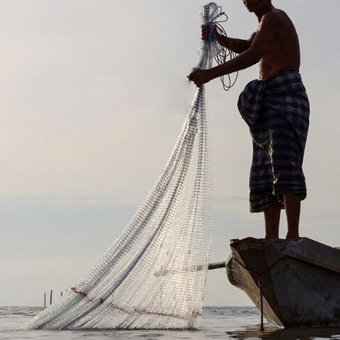 Nylon Multfilament Cast Net, American Style Hand Throwing Fishing Net for Saltwater and Freshwater, 3/8 Inches Mesh in Kuwait