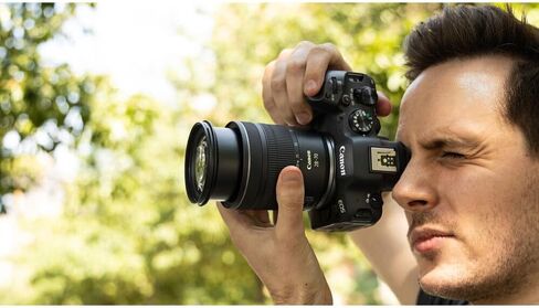 Canon RF 28-70mm f/2.8 عبارة عن عدسة STM RF (6535C002) + طقم مرشح العدسة + طقم التنظيف + غطاء العدسة (متجدد) in Saudi Arabia