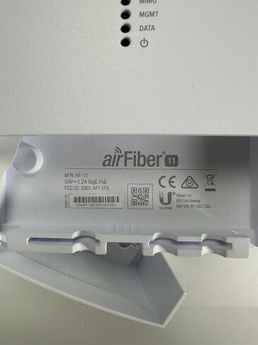 UBIQUITI - هوائي شبكات Ubiquiti 11 جيجا هرتز، 35 ديسيبل airFiber X in Kuwait