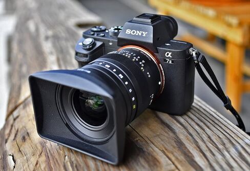 عدسة توكينا FRN-MF20FXSE مقاس 20 مم f/2 FE MF لهاتف Sony E in Kuwait