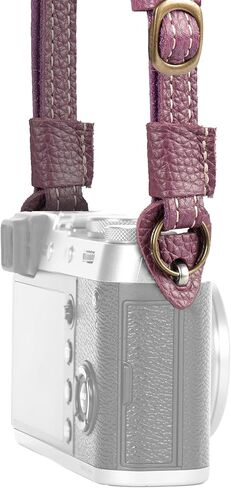 حزام كتف أو رقبة من الجلد الأصلي من سلسلة MegaGear SLR، وDSLR Chelly - بني in Kuwait