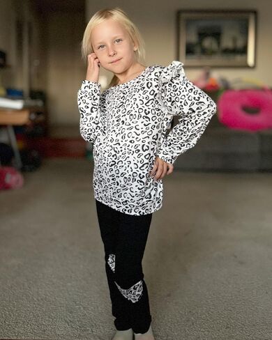 QLIPIN الفتيات الصغيرات 2 قطعة وتتسابق طفل ليوبارد طباعة بلوزات و طماق مجموعة ملابس المدرسة ملابس الخريف مجموعات in Kuwait