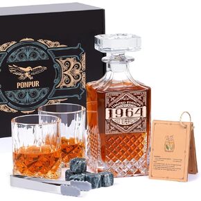 PONPUR Whiskey Decanter Engraved We The People American Flag, 750ml Whiskey Decanter Set with 2 Glasses, Christmas Boss Day Patriotic Birthday Gifts For Men Dad, Liquor Scotch Bourbon Presents