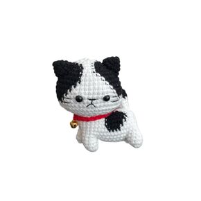 Handmade crochet cat keychain, cat stuffed animals, cat amigurumi, amigurumi animals, cat plush, cat lover gifts, cat decoration, kitten keychain, kitten lover gifts (Calico cat without keychain)