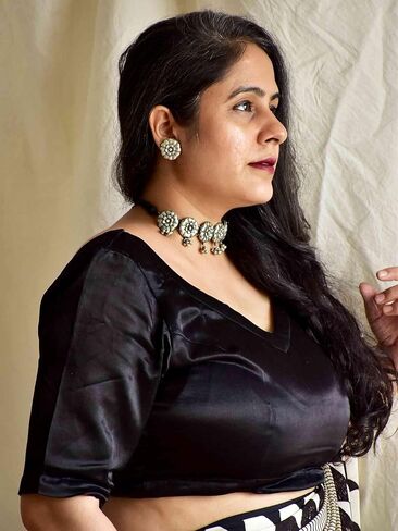 بلوزة من الحرير Sundarii Goonj Mashru | ياقة على شكل قلب، بلوزة أنيقة للنساء (48) in Kuwait