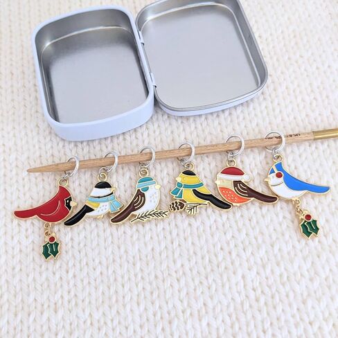 علامات غرزة عطلات عيد الميلاد للحياكة، مع حقيبة تخزين | مصنوع يدويًا بواسطة تصميمات جميلة دافئة | إكسسوارات حلية معدنية على شكل حلقة هدية للزوجة والأم والجدة in Kuwait