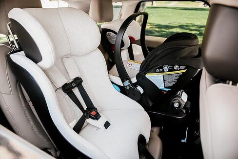 Clek Fllo Convertible Car Seat - Compact Design for 3-Across Seating, Extended Rear-Facing with Anti-Rebound Bar (Thunder) in Saudi Arabia