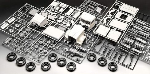 Revell RV07659 1:25 - Kenworth W-900 Plastic Model kit 1/25 in Saudi Arabia
