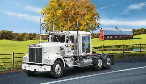 Revell RV07659 1:25 - Kenworth W-900 Plastic Model kit 1/25 in Saudi Arabia