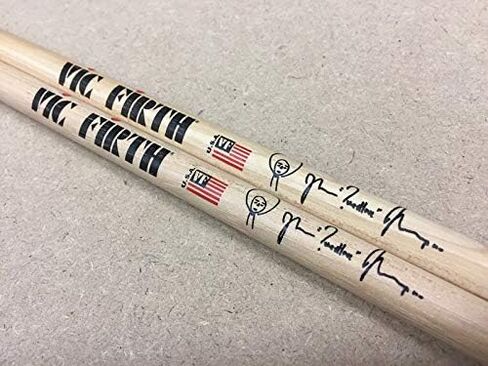 Vic Firth Signature Series -- Ahmir Questlove Thompson - Natural in Saudi Arabia