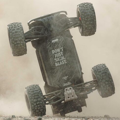 شاحنة ARRMA RC 1/8 سيئة السمعة 4X4 6S BLX BRUSHLESS V6 Stunt Truck RTR (البطارية والشاحن غير متضمنة)، (أسود)، ARA8611V6T1 in Saudi Arabia