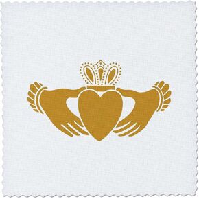 3dRose qs_108309_2 Claddagh Quilt Square, 6 by 6"