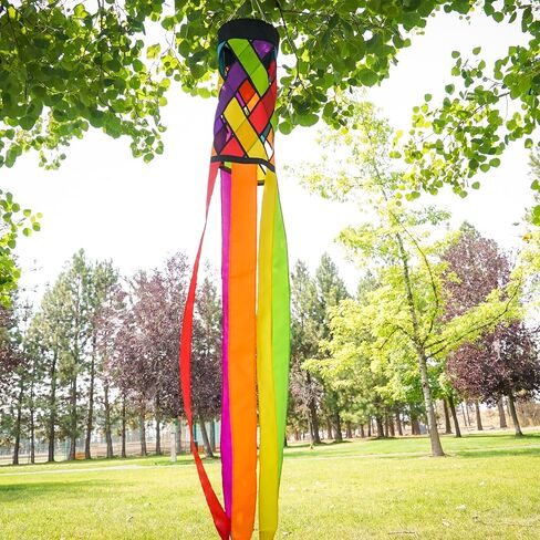 In the Breeze 5210 — Fiesta Diagonal Weave 60 بوصة جورب رياح — جورب رياح شبكي ملون مع ذيول متناسقة الألوان in Kuwait