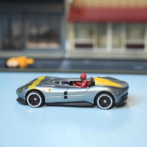 2pc 1/64 Scale Figure Driver Scene Micro Miniatures Figures Model Scene Props for Cars Vehicles Toys, Landscape Layout Decor (Style T) in Saudi Arabia