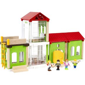 BRIO World - 33941 Family House | 46 Piece Play House for Kids Ages 3 and Up