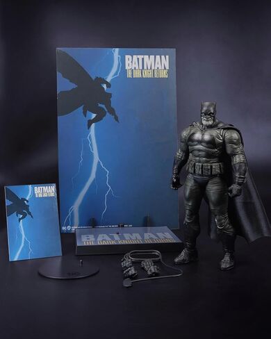 McFarlane Toys - DC Multiverse Batman (The Dark Knight Returns) 7in Action Figure, McFarlane Cover Recreations, Gold Label, Amazon Exclusive in Saudi Arabia