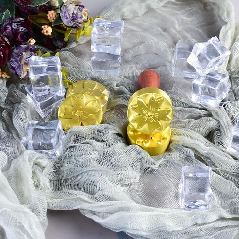 صانع مكعبات الثلج على شكل زهرة، رأس نحاسي قابل للإزالة مقاس 1.5 بوصة ومقبض خشبي، يصنع مكعبات ثلج مخصصة للكوكتيلات والمشروبات in Kuwait