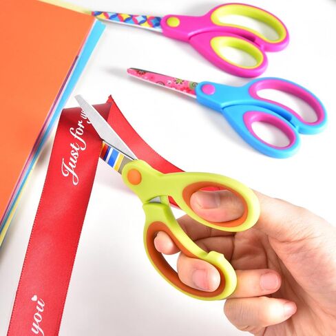 Left Handed Kids Scissors, Lefty Safety Toddler Children Scissors, Small Craft Scissors with Blunt Tip - Fun Print Blade, Great for DIY, Arts, Home, School Classroom Use, Assorted Color, 3-Pack in Saudi Arabia