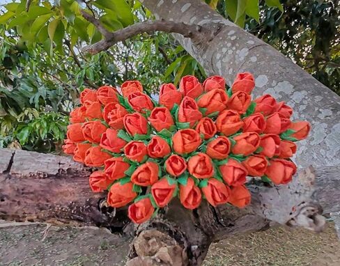 Mini Rose Bud Mulberry Paper Flower, Artificial Tiny Roses Flowers for Wedding Card Embellishment Scrapbook DIY Bouquet Crafts. (Red) in Kuwait