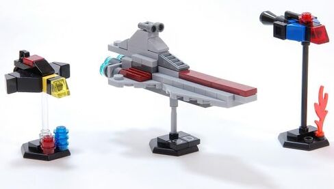 حامل BrickArms Hex Minifigure مكون من 4 قطع باللون الأحمر، 10 عبوات للعرض، والمشاهد العسكرية، ومشاهد المعركة in Saudi Arabia