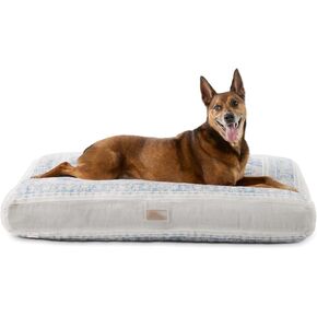 TOWN & COUNTRY EVERYDAY CuddleTown Medallion Everwash® Pillow Pet Bed, Water Repellent Floor Pillow, Machine Washable Cover, Soft & Calming, Red/Greige, Small 28"x22"x4"