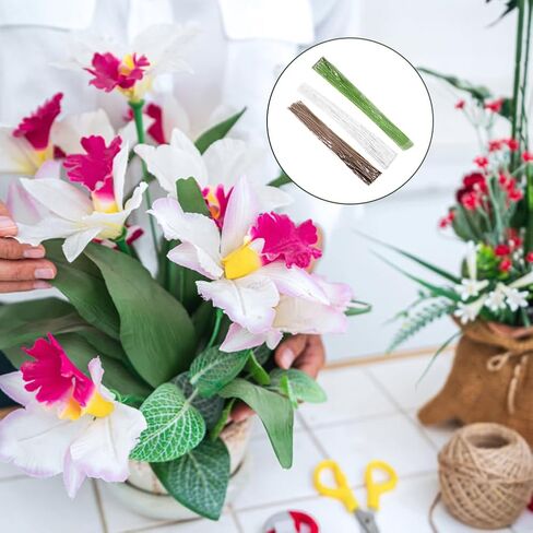 300pcs Floral Stem Wires, Green Crafting Floral Stem Wire Flower Paper Wrapped Wire Flower Stems for DIY Flower Bouquent Making(3 Colors,36cm x 0.05cm) in Saudi Arabia