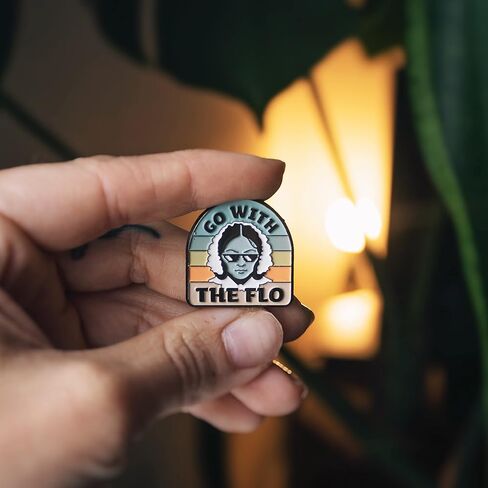 دبوس دبوس التلبيب مع شارة مطلية بالمينا من Go with the Flo Florence | هدية طبية لطيفة للممرضات الصحية, مينا, غير معروف in Kuwait