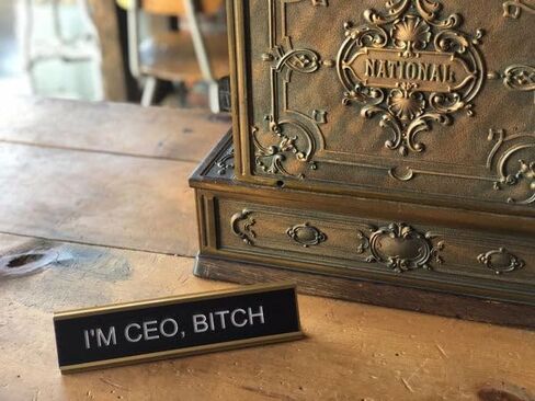 لوحة اسم مكتب مرحة لمكتب المكتب - لوحة اسم مكتب مرحة I'm CEO Bitc* in Saudi Arabia