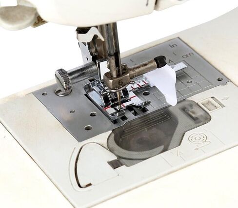 Silver Stainless Steel Adjustable Guide Sewing Machine Presser Foot. Fits for Low Shank Domestic Sewing Machine. Snapping On Brother, Babylock, Singer, Sewing Machine Parts and Accessories in Kuwait