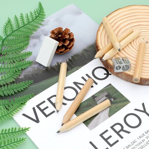 أقلام رصاص قصيرة مثلثة الشكل للأطفال للكتابة والرسم، أقلام رصاص سميكة 3.5 بوصة لمرحلة ما قبل المدرسة والأطفال الصغار ورياض الأطفال مع مبراة ممحاة (عبوة من 5) (لون الخشب) in Kuwait