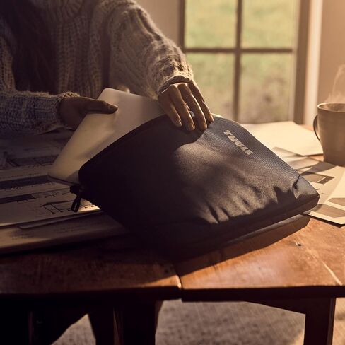 Thule Subterra MacBook Sleeve in Saudi Arabia