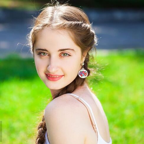 Mini Wood Embroidery Hoop, Wooden Crossing Stitch Hoop Embroidery Hoop Display Frame Round Embroidery Hoop Display Frame for DIY Embroidery Necklace Pendant and Keychain (25Pcs 40mm) in Kuwait